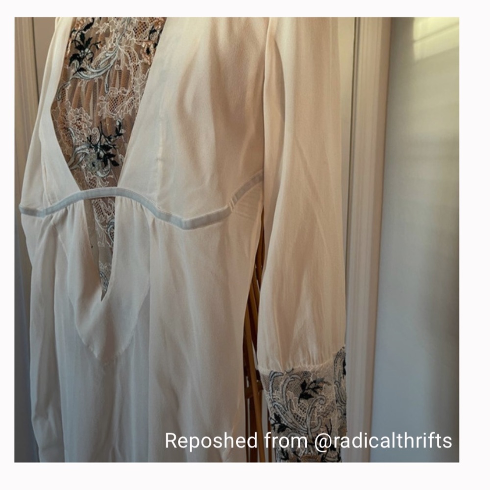 La Perla Charmeuse Silk Champagne Satin Shaw Cardigan Cape Robe MSRP 1044